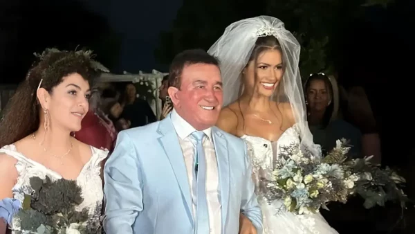 Amado Batista, Casamento