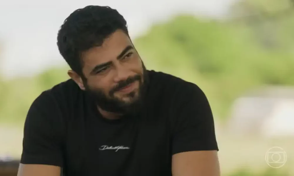 Henrique se emociona ao ouvir Daniel cantar música inédita feita para seu filho Migu