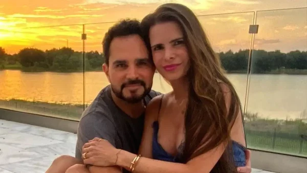 Luciano Camargo, Mansão