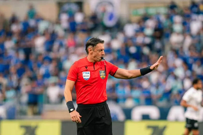 CBF anuncia árbitros para as oitavas de final do torneio