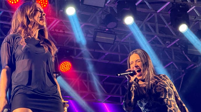Festa do Milho lota em Assis e exalta poder feminino com tributo a Marília Mendonça