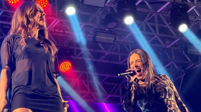 Festa do Milho lota em Assis e exalta poder feminino com tributo a Marília Mendonça