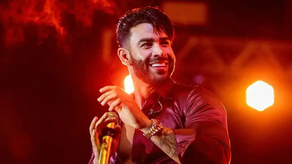 Gusttavo Lima é acusado de ostentar riqueza enquanto família passa necessidade
