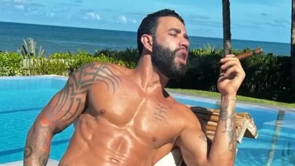 Gusttavo Lima desmente parceria com seguradora após polêmicas.