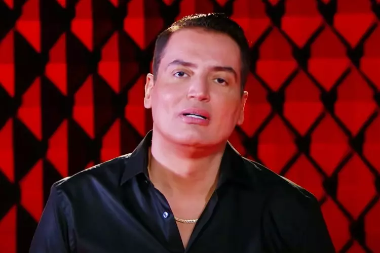 Leo Dias comenta sobre seu problema com drogas: “sozinho”