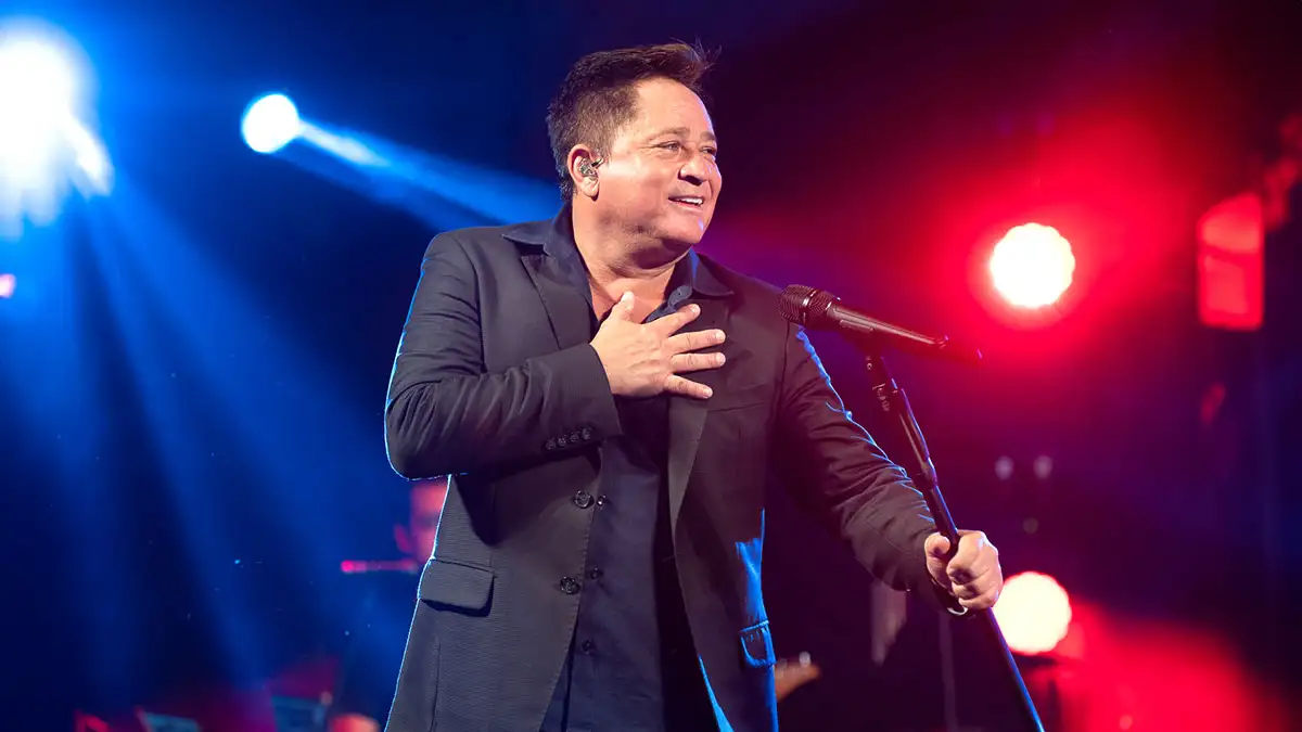 Após polêmicas, “Cabaré” pode se transformar em festival sertanejo