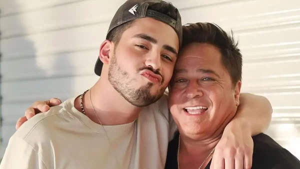 Matheus Vargas e Leonardo