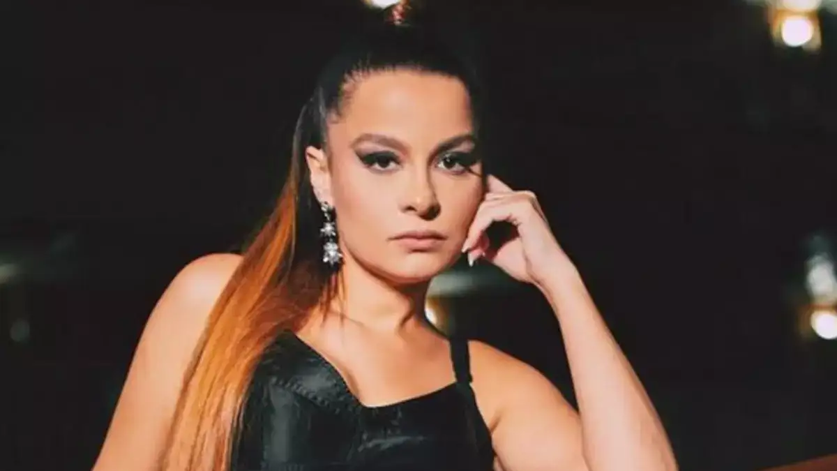 Riscos da ninfoplastia, cirurgia íntima da cantora Maiara