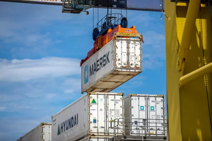 Paranaguá movimenta 803 mil contêineres e lidera exportações de carnes