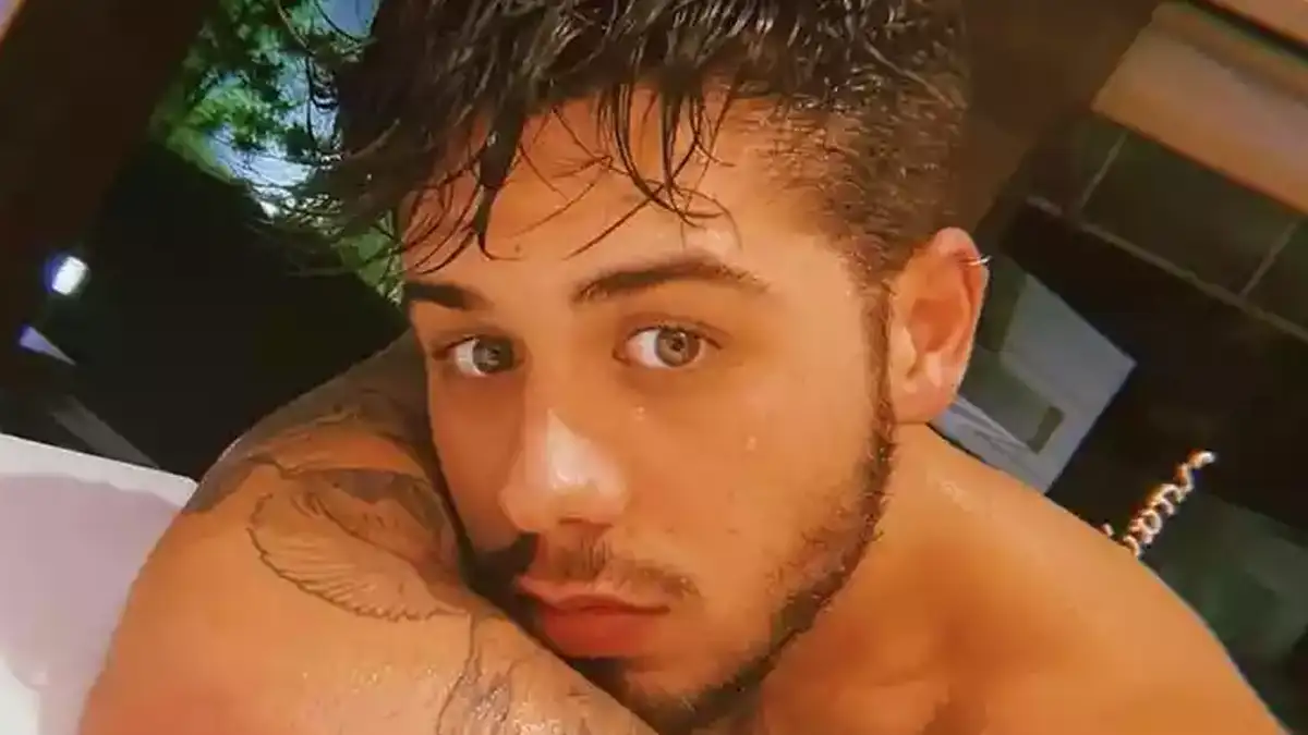 Zé Felipe admite ficaria com outro homem: “Prazer é o Importante”