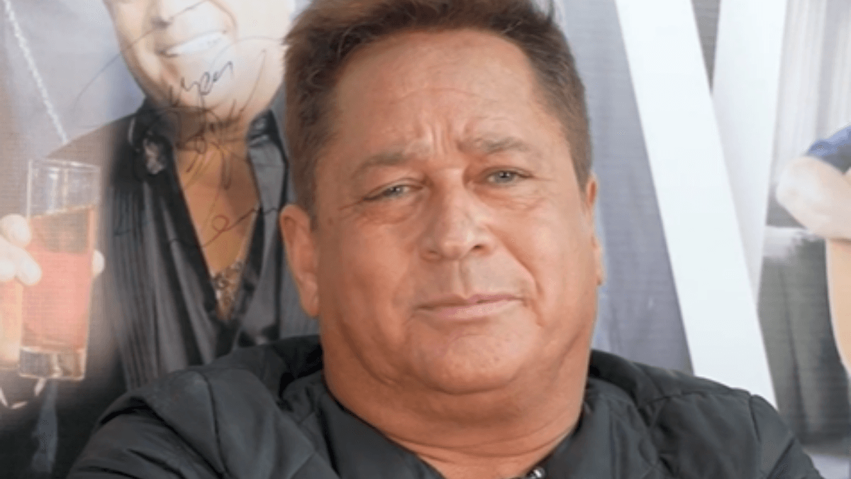 Leonardo: Expulsão de casa pela esposa chocou fãs!
