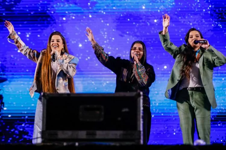 Maiara e Maraisa reencontram Yasmin Santos para novo DVD