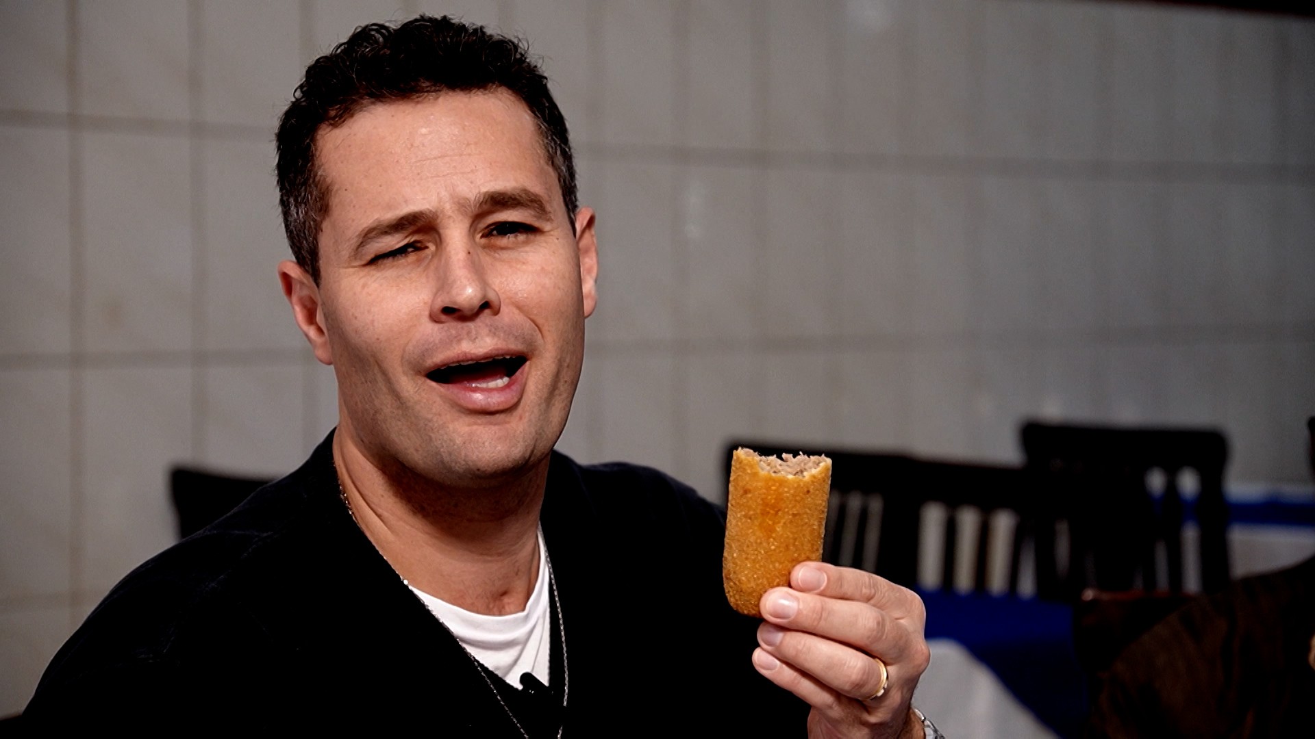 Pedro Leonardo Revela a História do Famoso Croquete de Porto Ferreira
