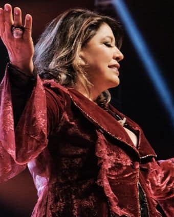 roberta miranda HrkWKN