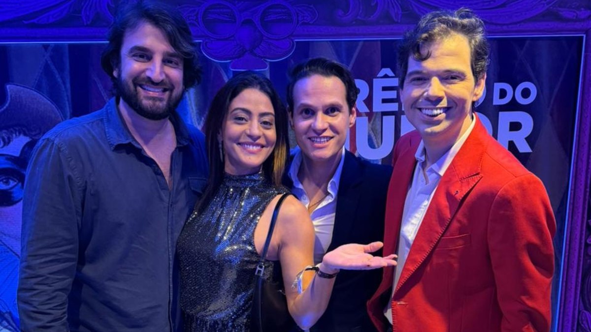 Gustavo Mendes brilha no Prêmio do Humor: Veja sua participação!