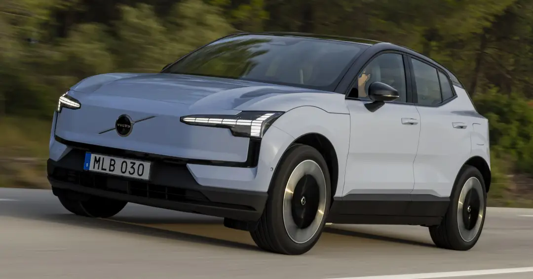 Volvo EX30: serviço de troca de baterias começa em junho após risco de incêndio