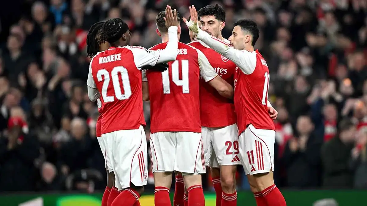 Confira a escalação do Arsenal para o jogo de hoje