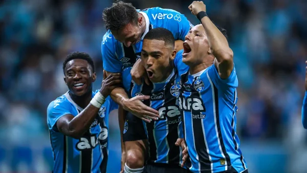 Chapecoense x Grêmio onde assistir ao vivo horário escalações e arbitragem 104 Grêmio