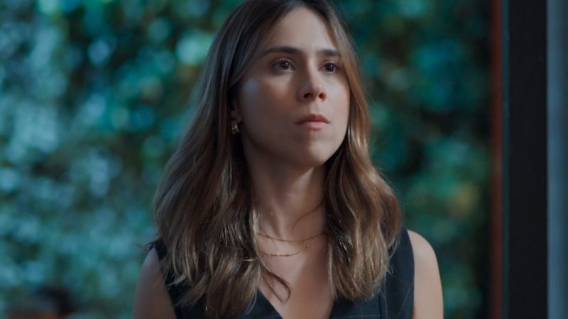 Lucélia se une para arruinar o romance de Lorena e Juquinha na novela