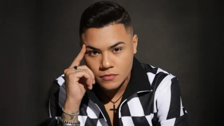 Confira a agenda de shows do cantor sertanejo Felipe Araújo